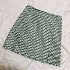 brandy melville cara skirt